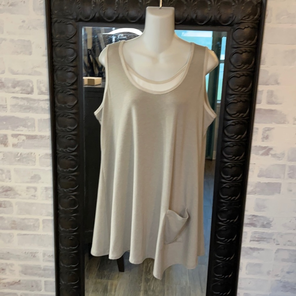Logo by Lori Goldstein tank tunic